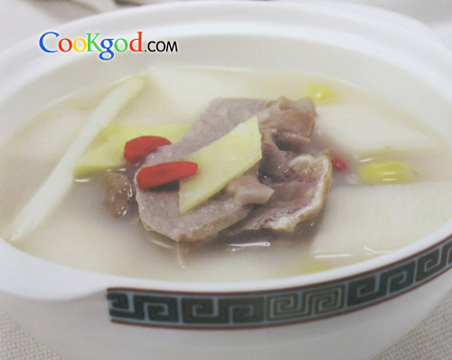 山药白果炖猪肚的做法