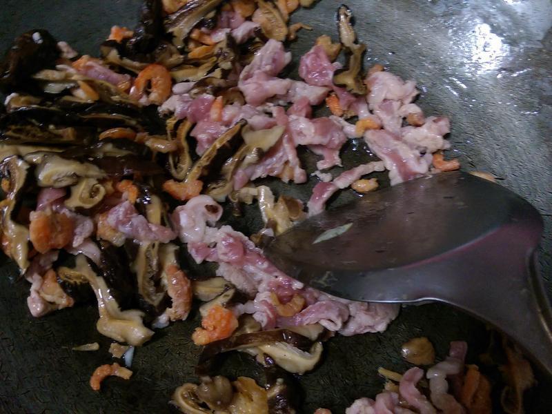 ���ˤγ��׷۵�����