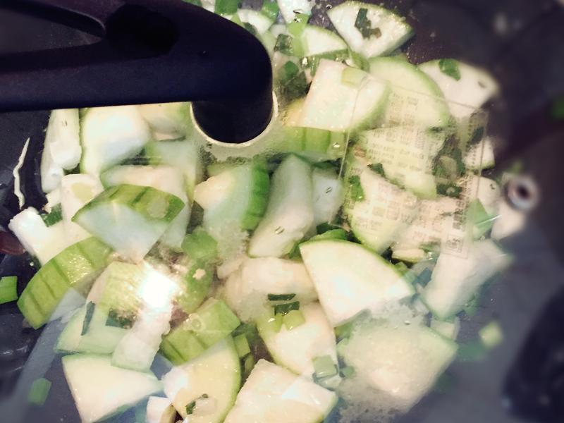 ������˿�ϸ��۵�����