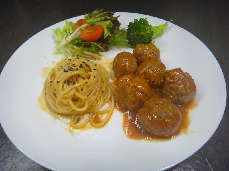 茄汁红酒炖牛肉丸的做法