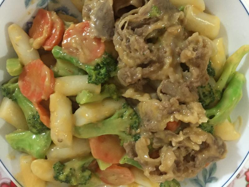 芝士肥牛韩式年糕的做法