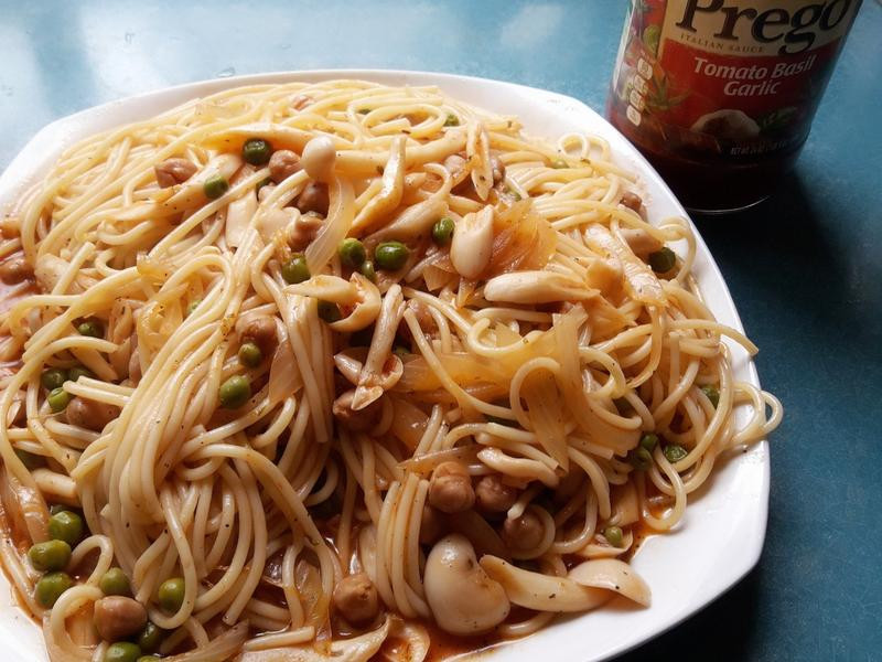 茄红雪莲子义大利面的做法