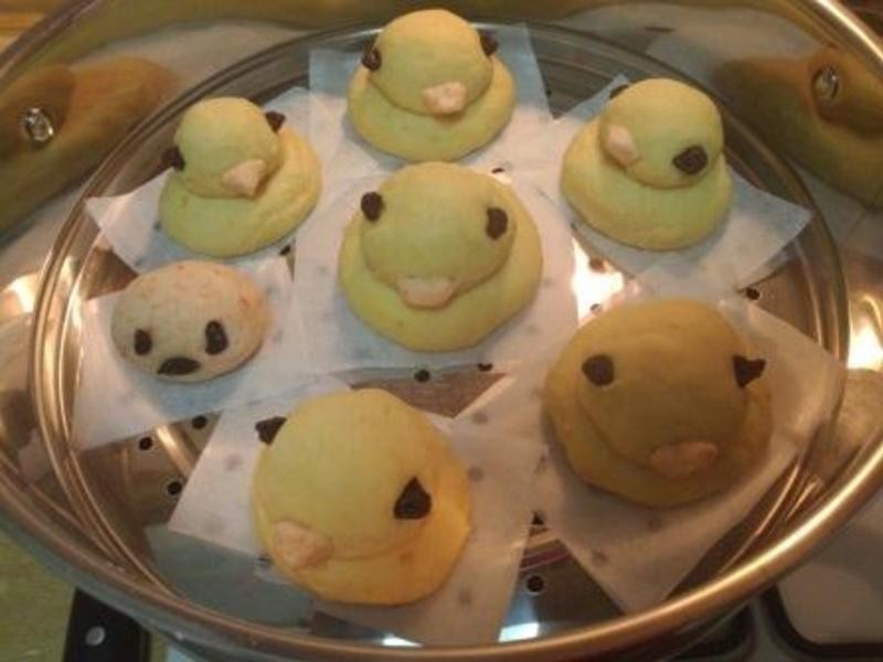 ��ɫСѼ��ͷ������