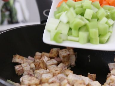 ��ͷ���۳��ⶡ������