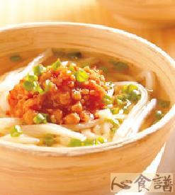 辛口味噌乌龙汤面的做法