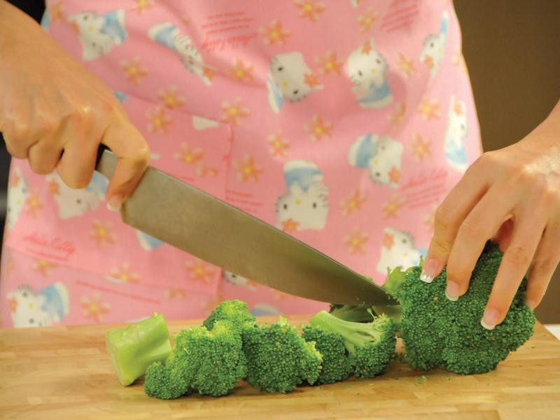 �Ӿ������������