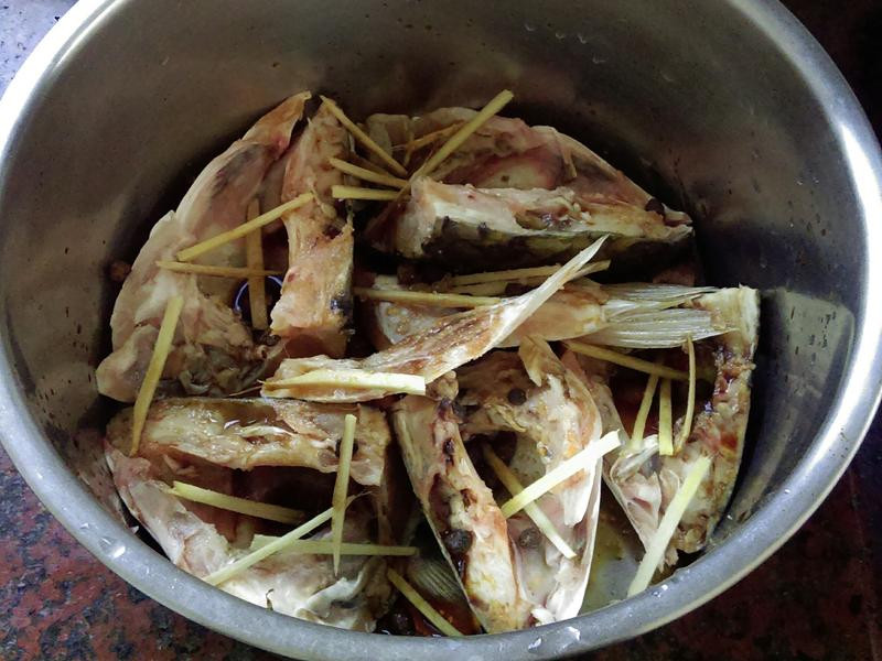 ��ζ����ͷ������