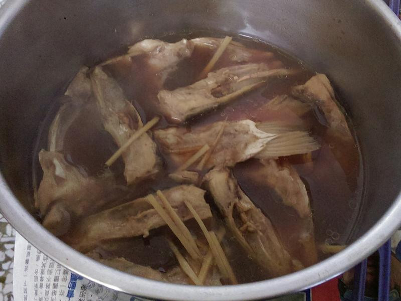 ��ζ����ͷ������