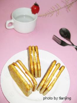 饼干三明治的做法