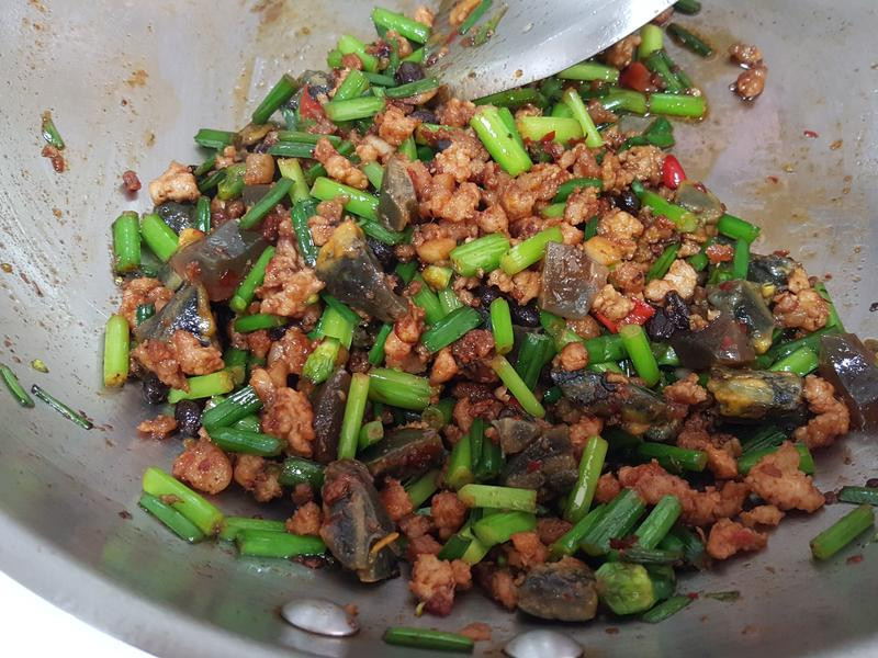 ��θ��Ӭͷ������