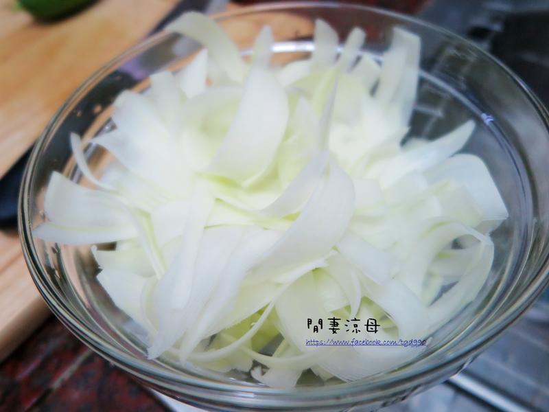 ������ˬ��θ~����������ľ�ϵ�����