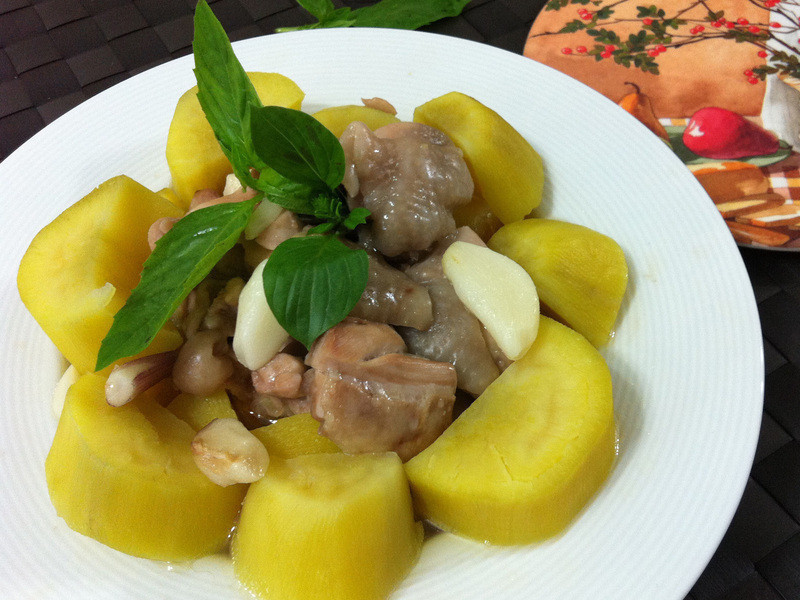 蒜头地瓜鸡的做法