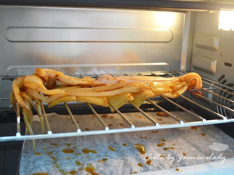 �Ӿ��ݷ������о���������������������