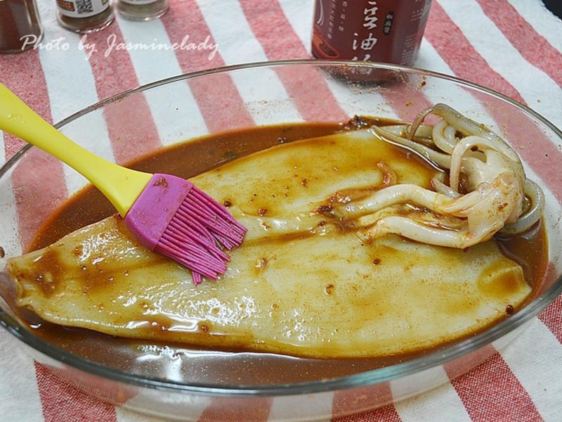 �Ӿ��ݷ������о���������������������