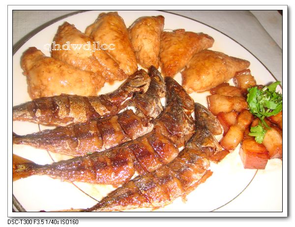 炖鲅鱼豆腐饺子的做法