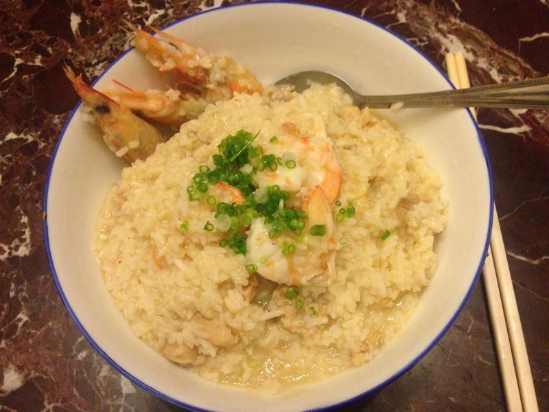 超简单鲜虾鸡肉粥的做法