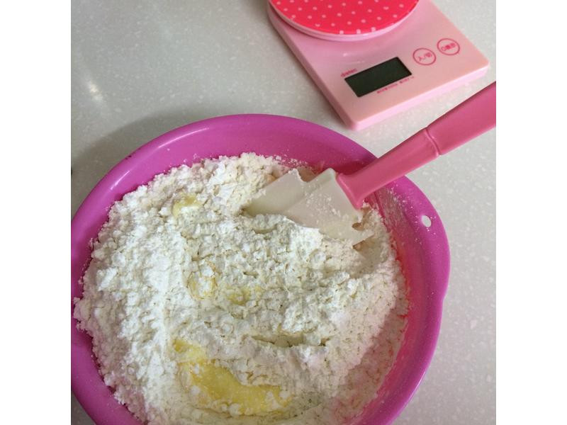 ʥ���ڲ�ɫ�������ɵ�����