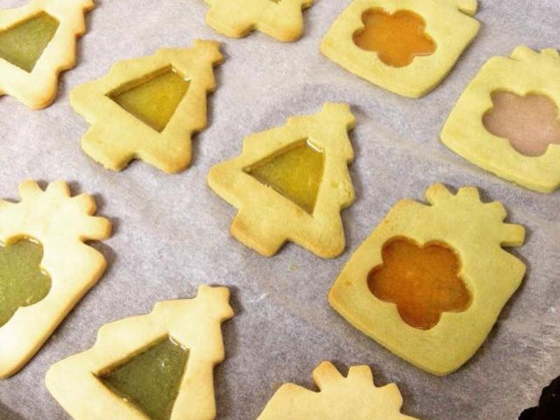 ʥ���ڲ�ɫ�������ɵ�����