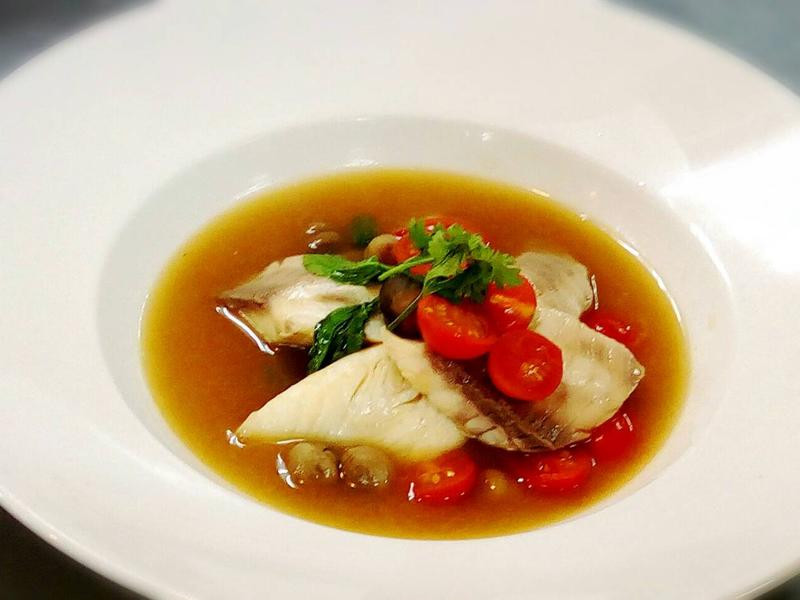 暹逻酸辣鱼汤的做法