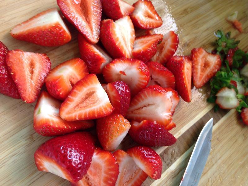 ���ʲ�ݮ��������ˮ������