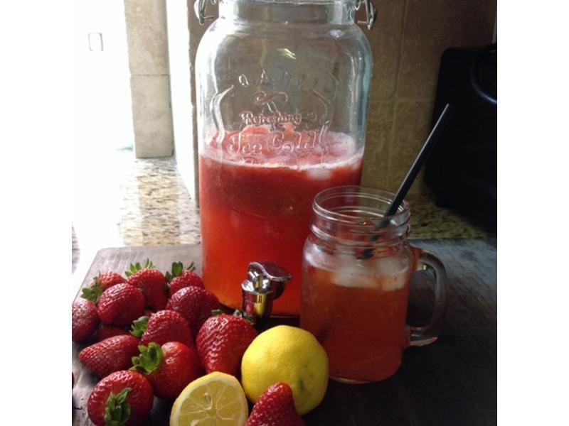 ���ʲ�ݮ��������ˮ������