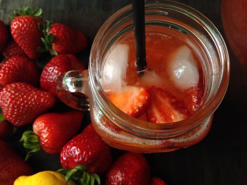 ���ʲ�ݮ��������ˮ������