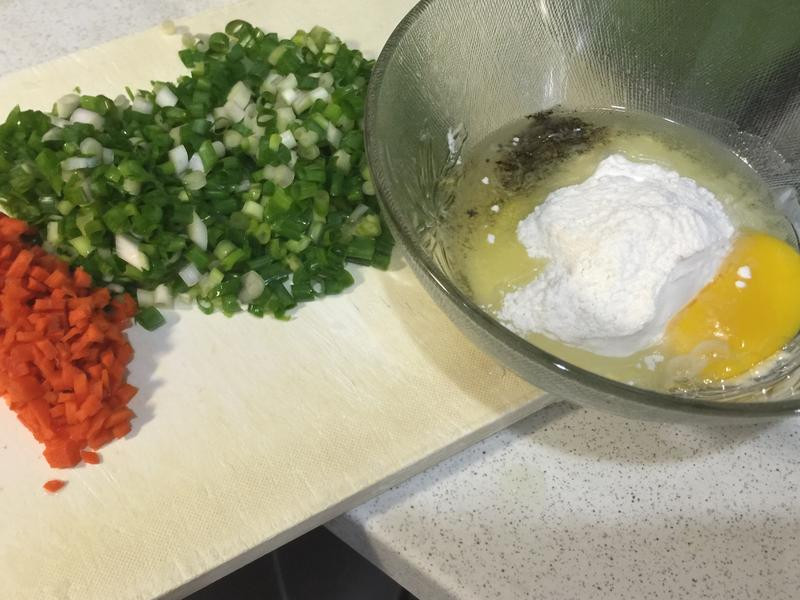 �Դ����м������