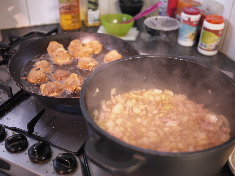 �ҳ�����С���ӵ�����