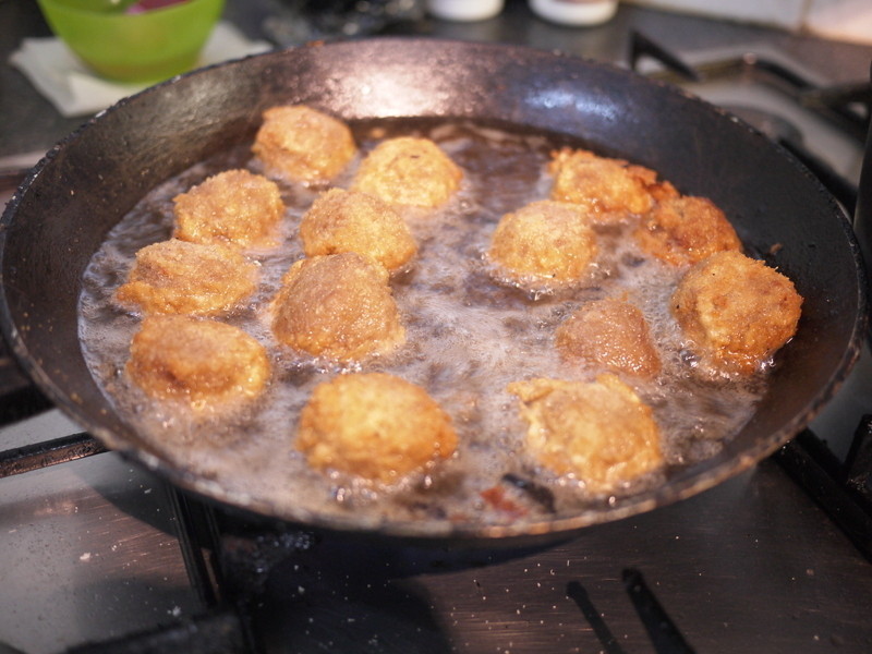 �ҳ�����С���ӵ�����