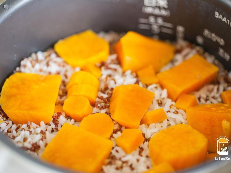 ޼��عϷ����ָ�ʳҵ��������