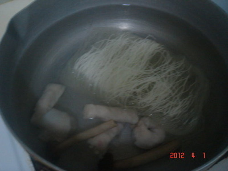 �׷�����������