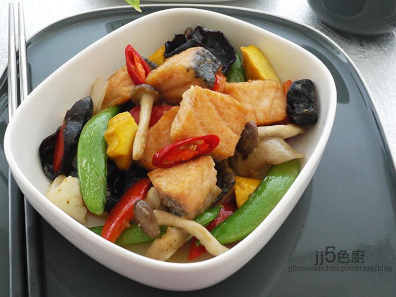 ���ٳ���ɫʱ�ߡ�HOLA�Ҹ�ʳ�á�������