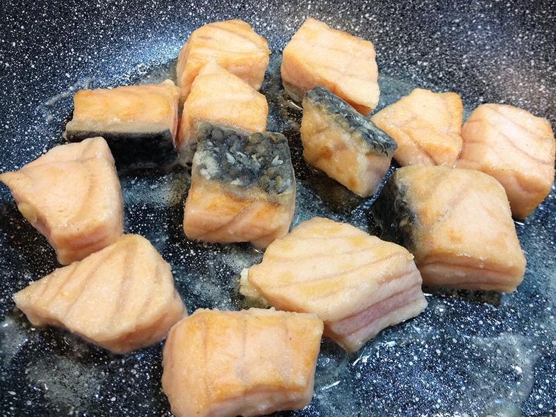 ���ٳ���ɫʱ�ߡ�HOLA�Ҹ�ʳ�á�������