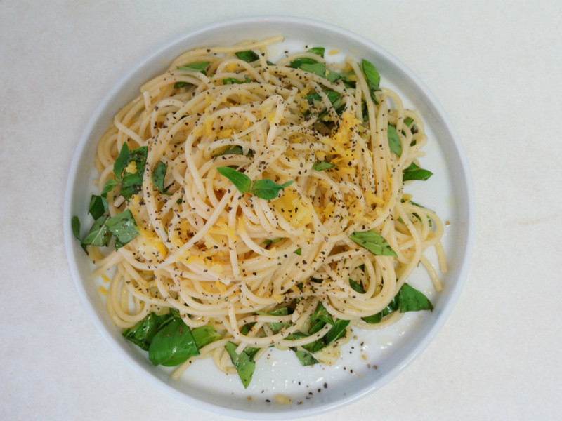 ���ף������������������������