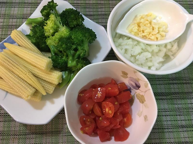 ������ʳ������������