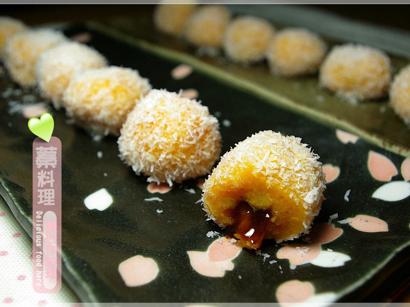 蓁料理?爆浆椰糖地瓜球的做法