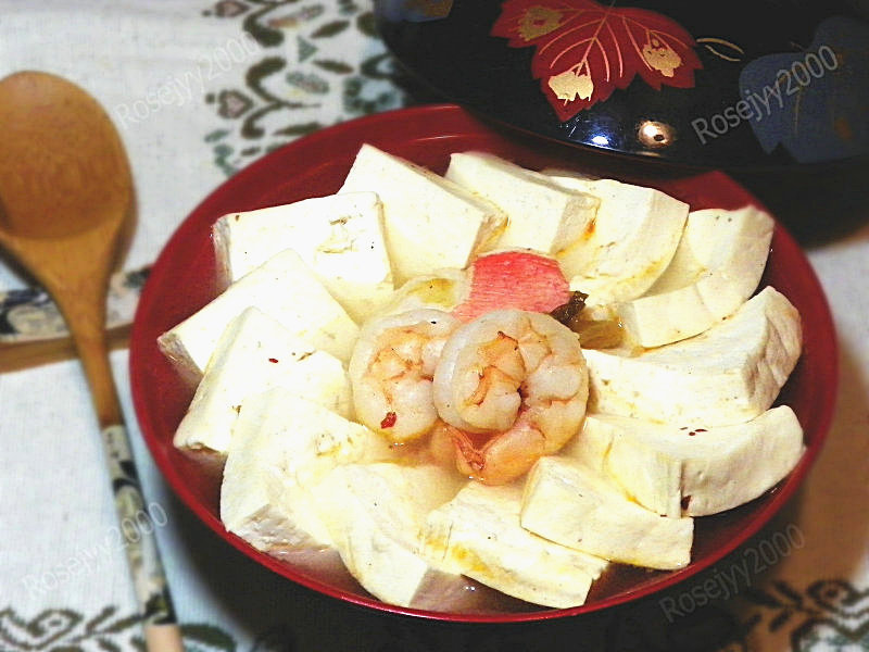 辣白菜海鲜豆腐汤的做法