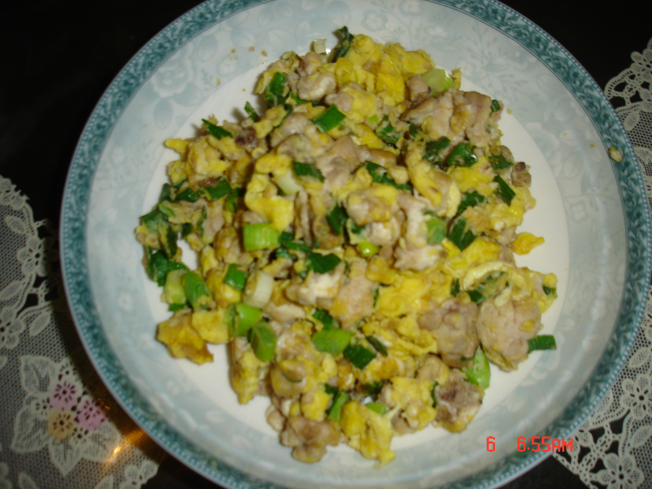 �²�չʾ:���Գ�����������