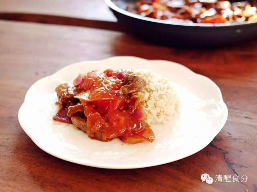 番茄牛肉盖浇饭的做法