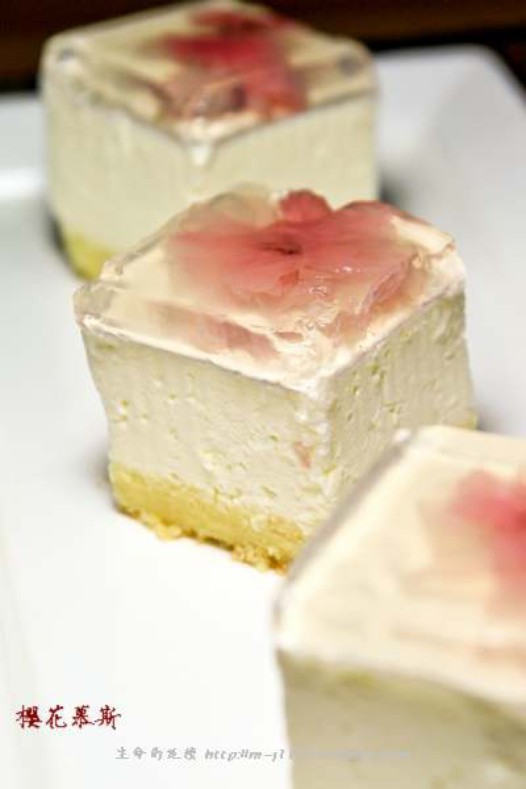 樱花慕斯的做法