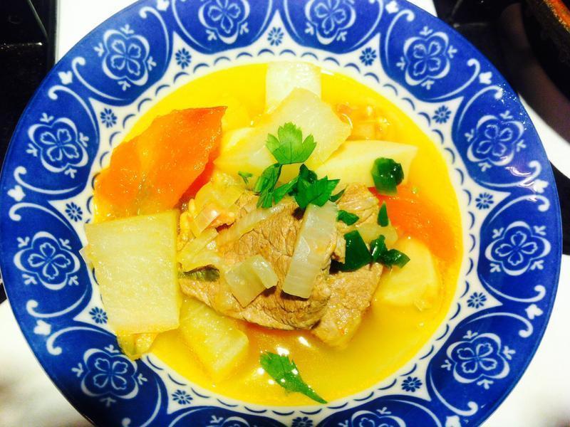 番茄萝卜炖肉的做法