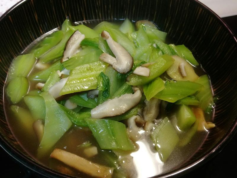 鲜菇烩芥菜的做法