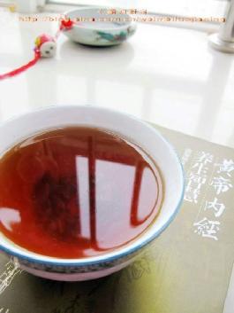 山楂姜枣止痛汤的做法