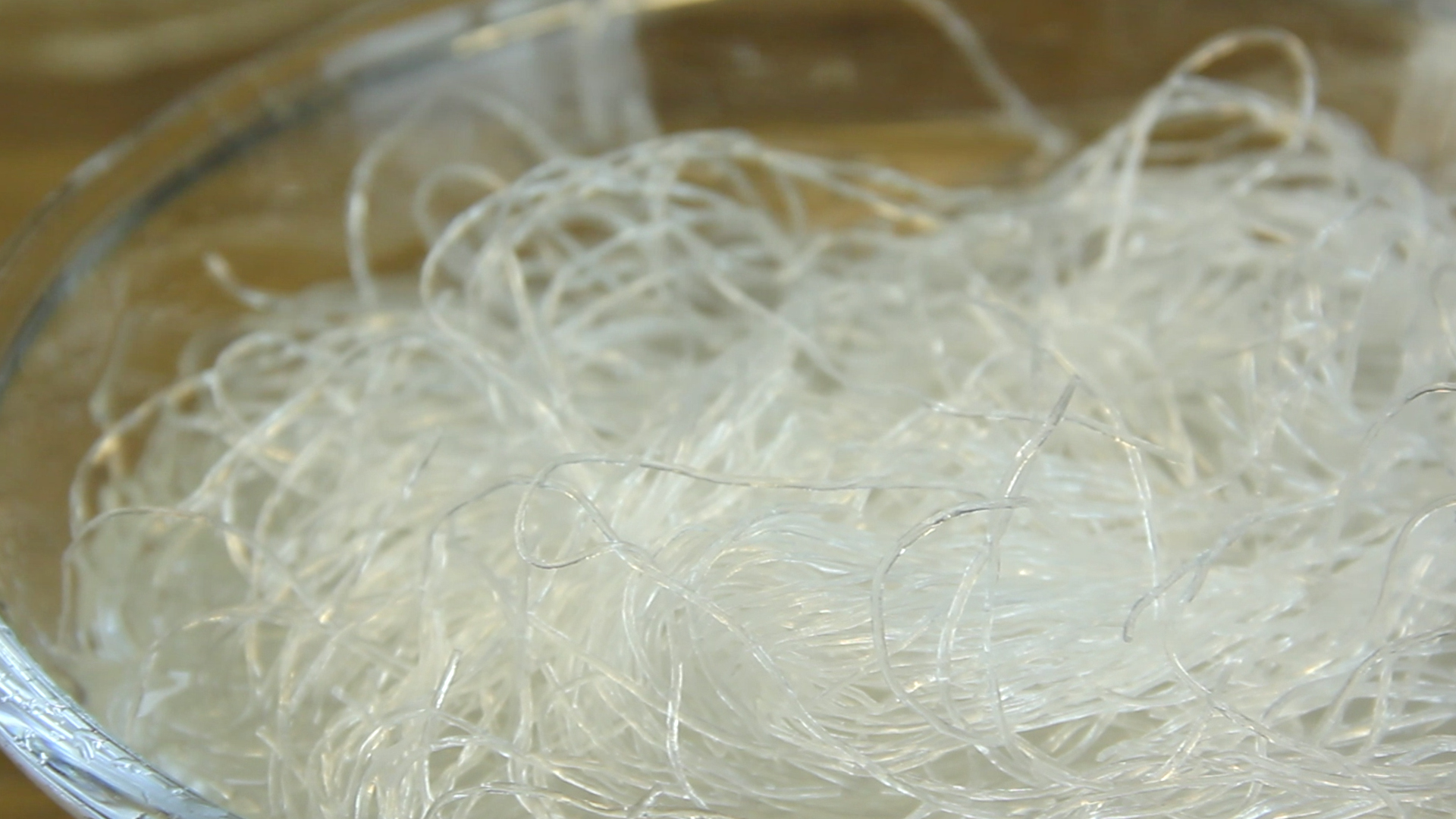 ���׷�˿������