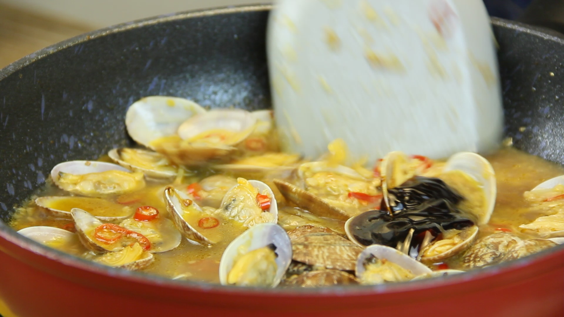 ���׷�˿������