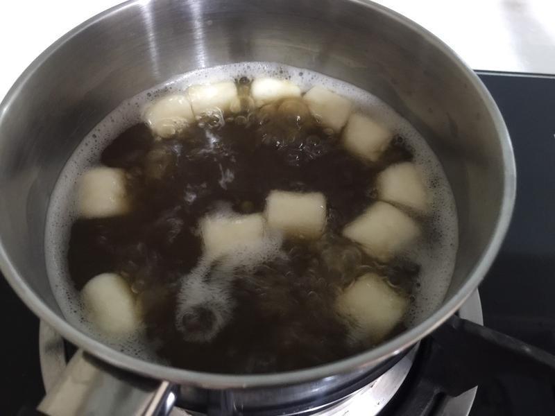 ����Բ-�ڶ��ഫ�Ĺ���ζ������