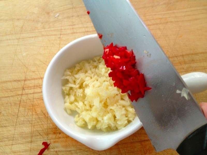 ���Է��ɱ������ص������ϡ�Filipino Sauce �������С���������