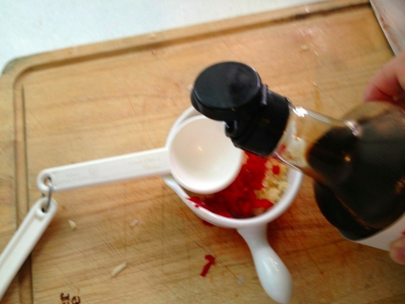 ���Է��ɱ������ص������ϡ�Filipino Sauce �������С���������