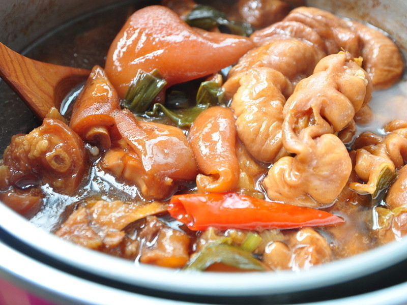 【我与大同的美味料理】醉香绍兴猪脚卤肥肠的做法