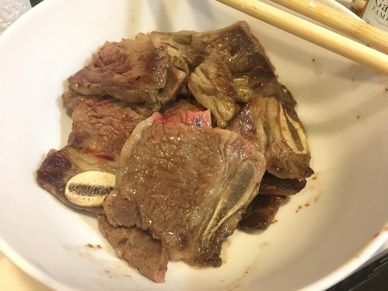 ��ʽ��ţ�йǵ�����